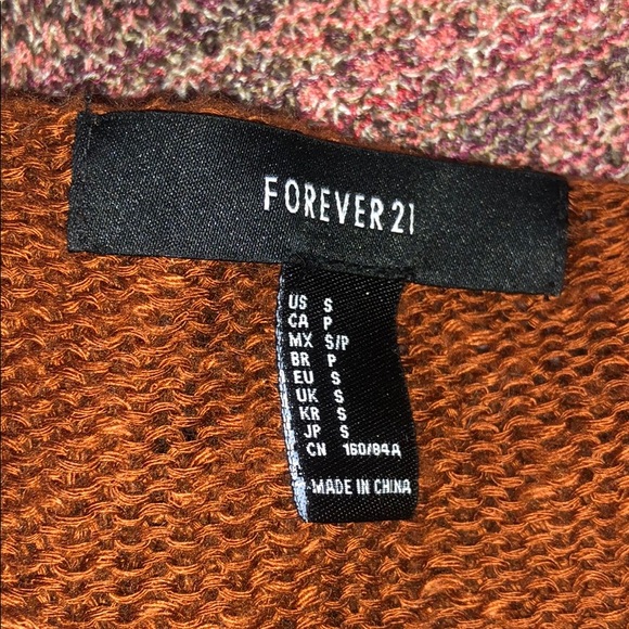 sweaters - Picture 2 of 5